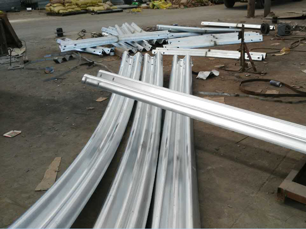 兩波護欄板彎道用彎板